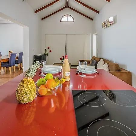 בית נופש Holiday Calle Virgen Del Pino *